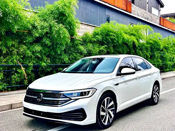 Volkswagen Sagitar 2023