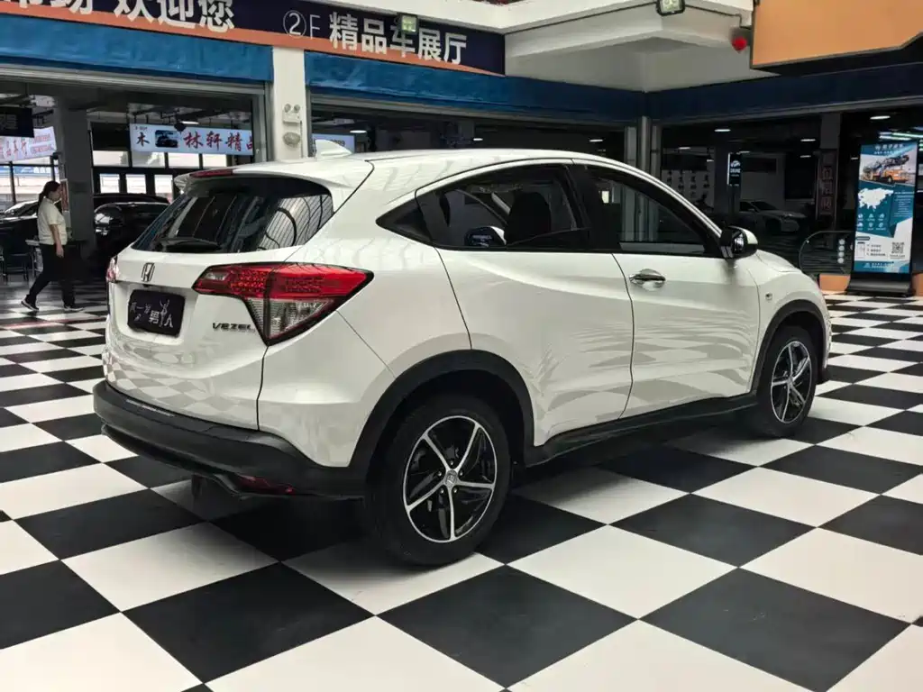 Honda Vezel 2021 — фото 18