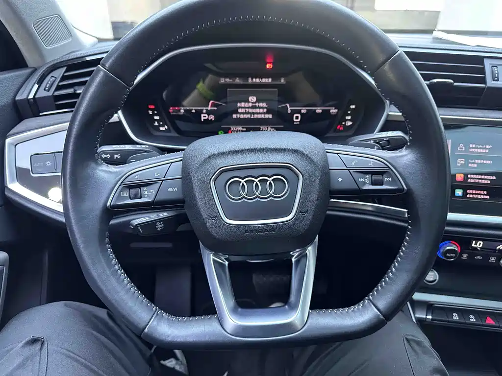 Audi Q3 2022 — фото 11