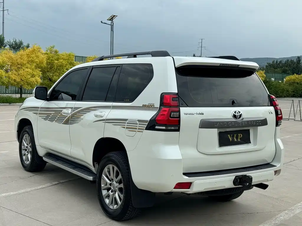 Toyota Prado 2019 — фото 24