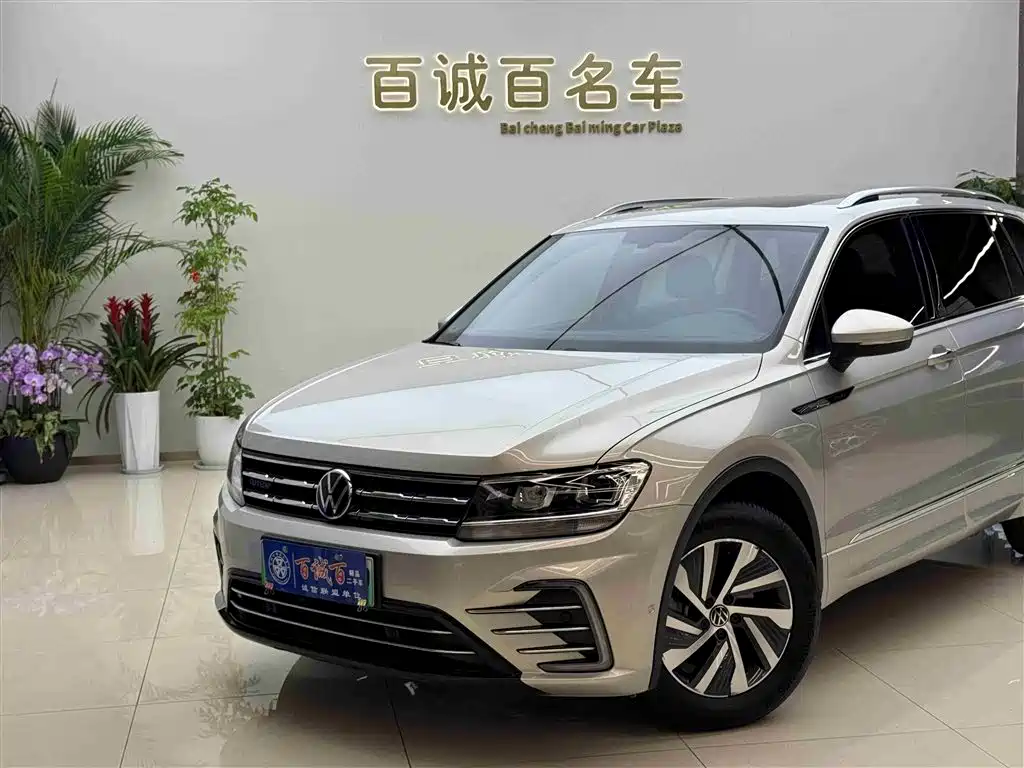 Volkswagen Tiguan L New Energy 2021 — фото 2