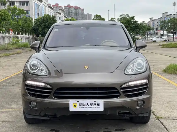 Porsche Cayenne 2011