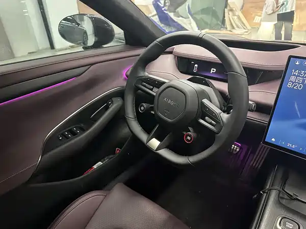 Xiaomi SU7 2024