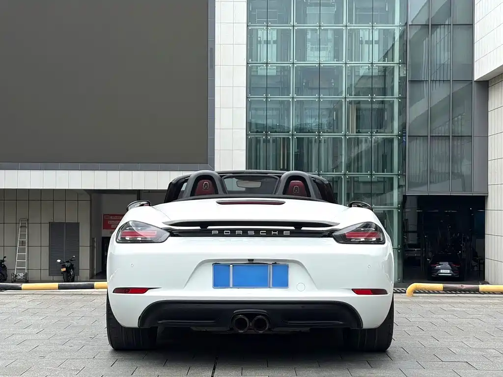 Porsche 718 2020 — фото 10