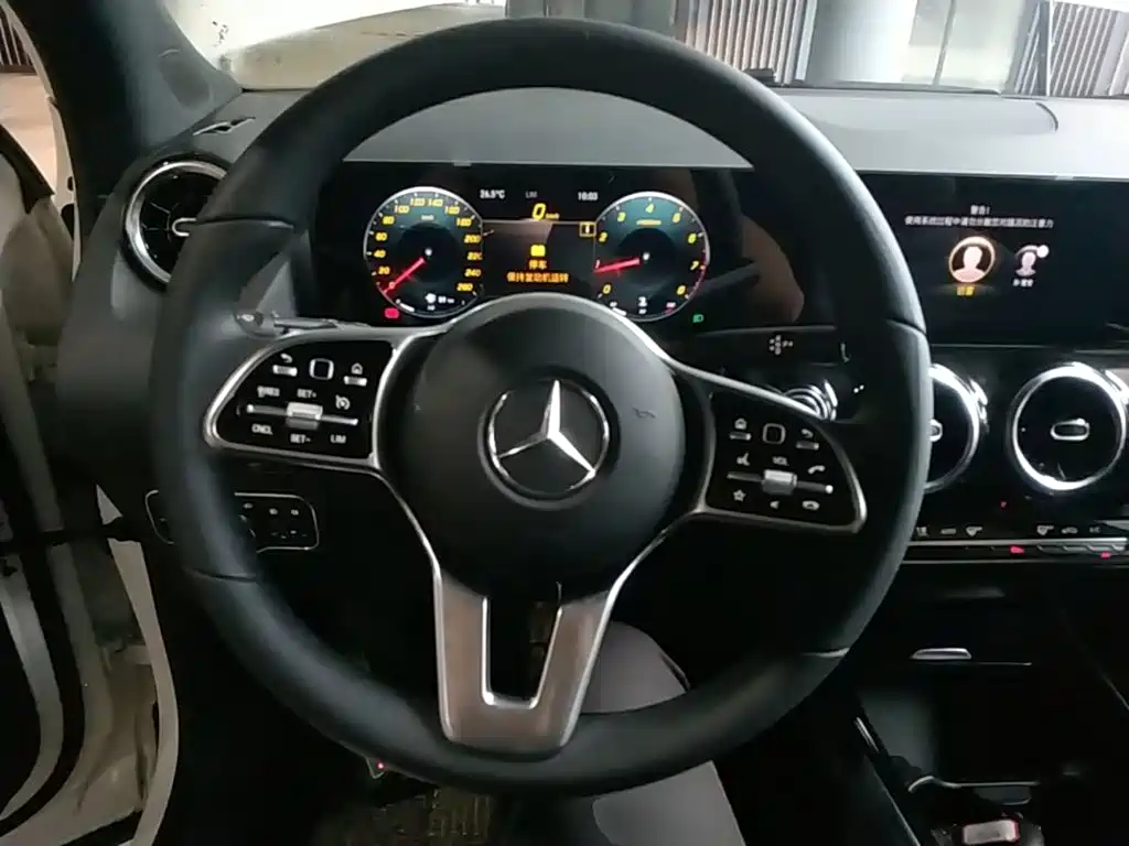 Mercedes-Benz GLA 2020 — фото 11
