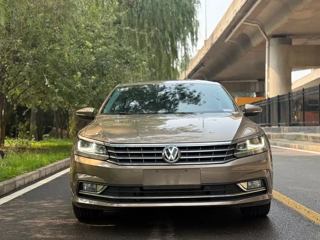 Volkswagen Passat 2016 — фото 2