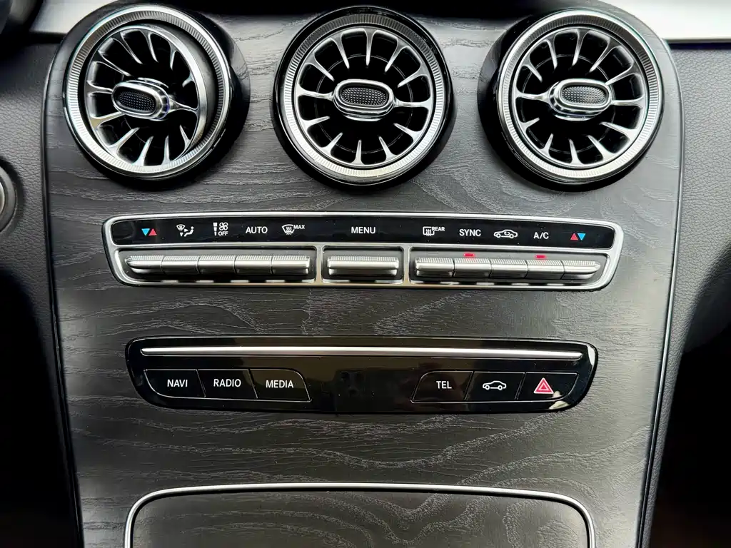 Mercedes-Benz C-Class 2019 — фото 15