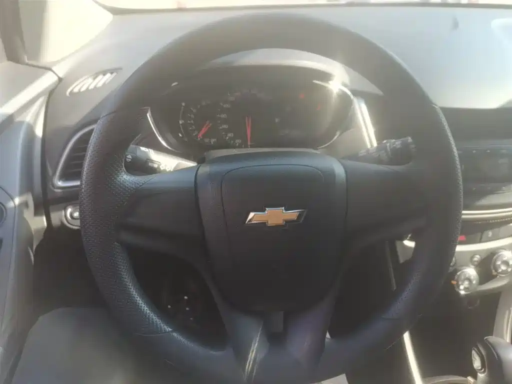 Chevrolet Trax 2017 — фото 11