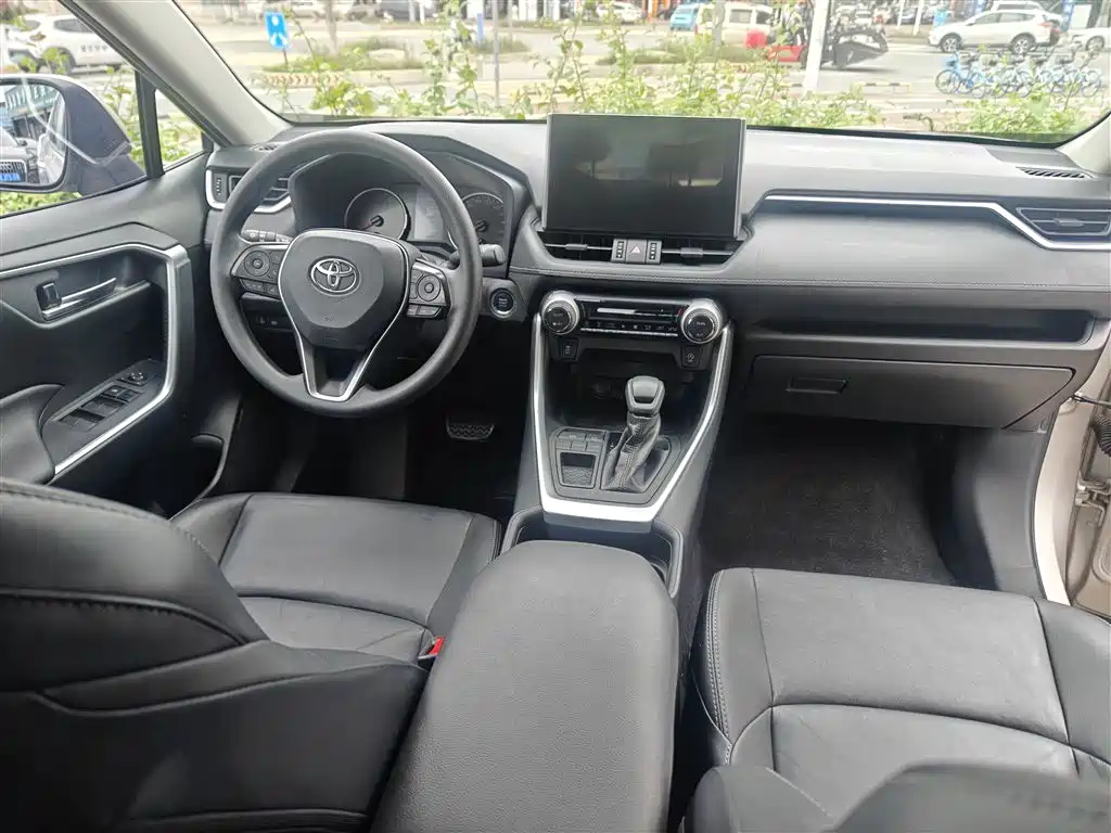 Toyota Wildlander 2020 — фото 10