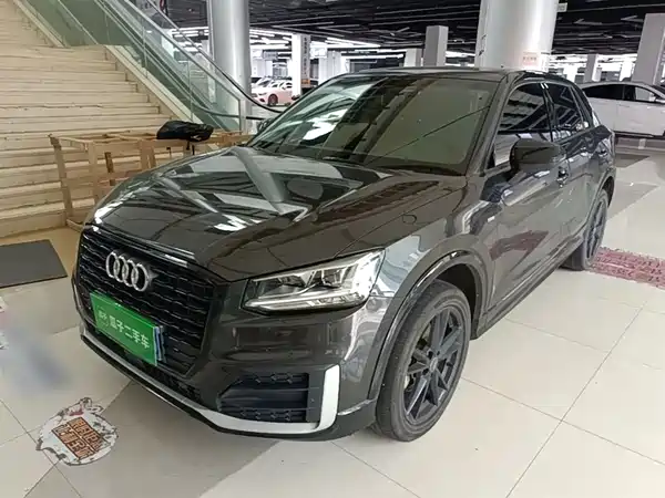 Audi Q2L 2020