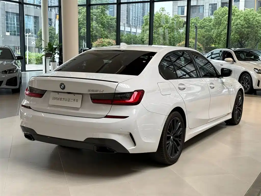 BMW 3 Series 2020 — фото 15