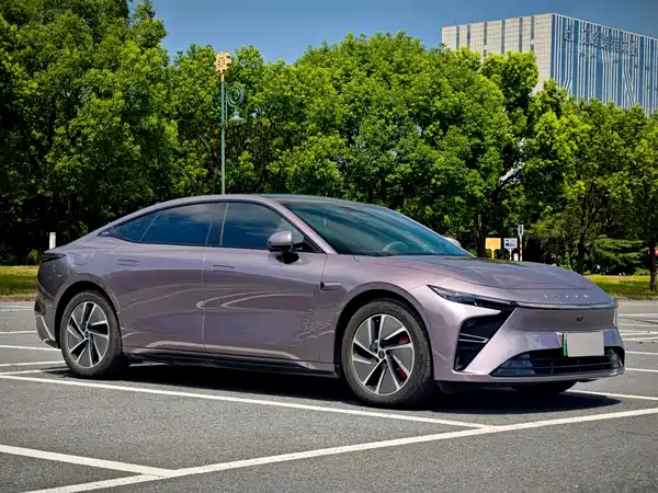Exeed ES 2025