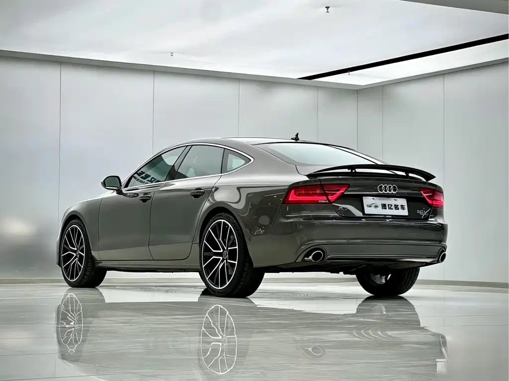 Audi A7 2012