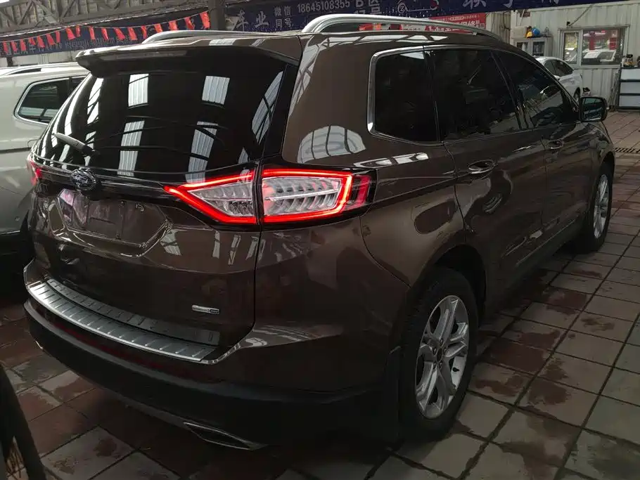 Ford Edge 2018 — фото 3