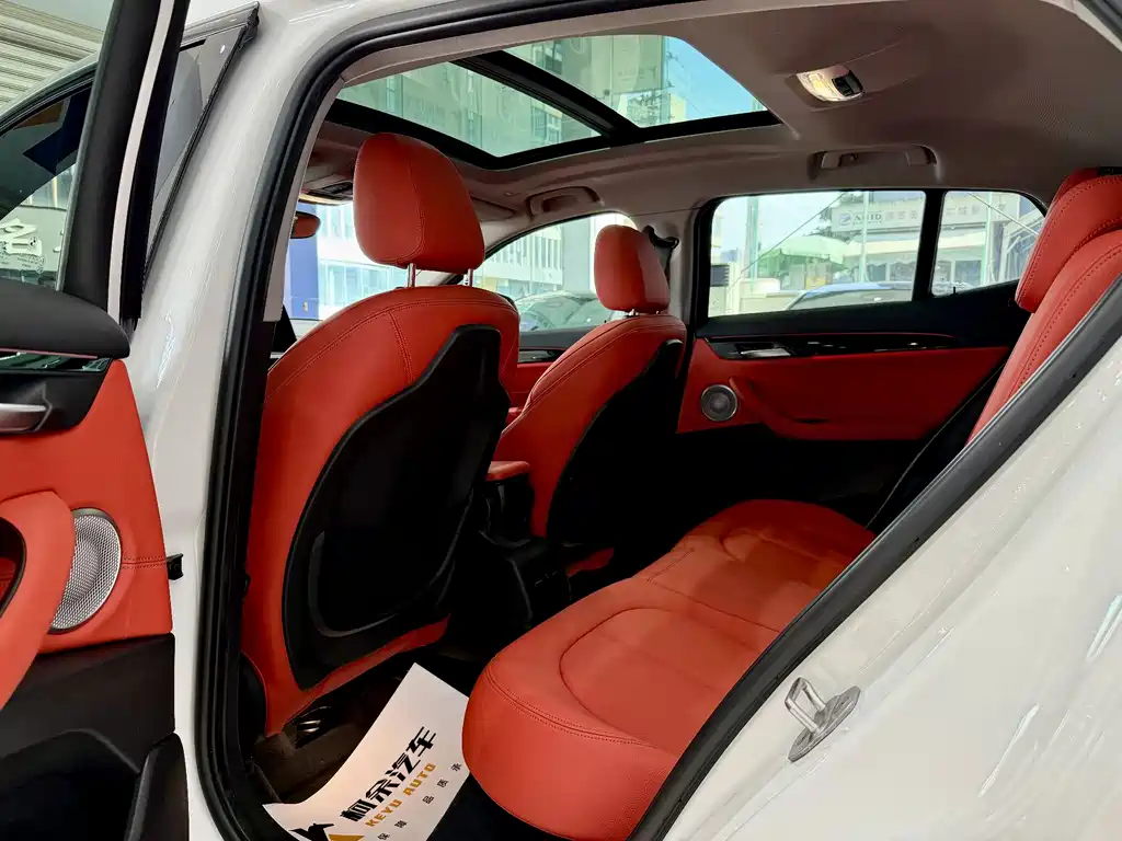 BMW X2 2022 — фото 10