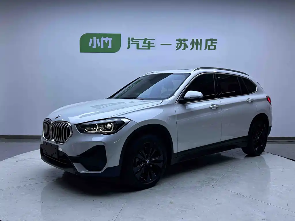 BMW X1 2021 — фото 1
