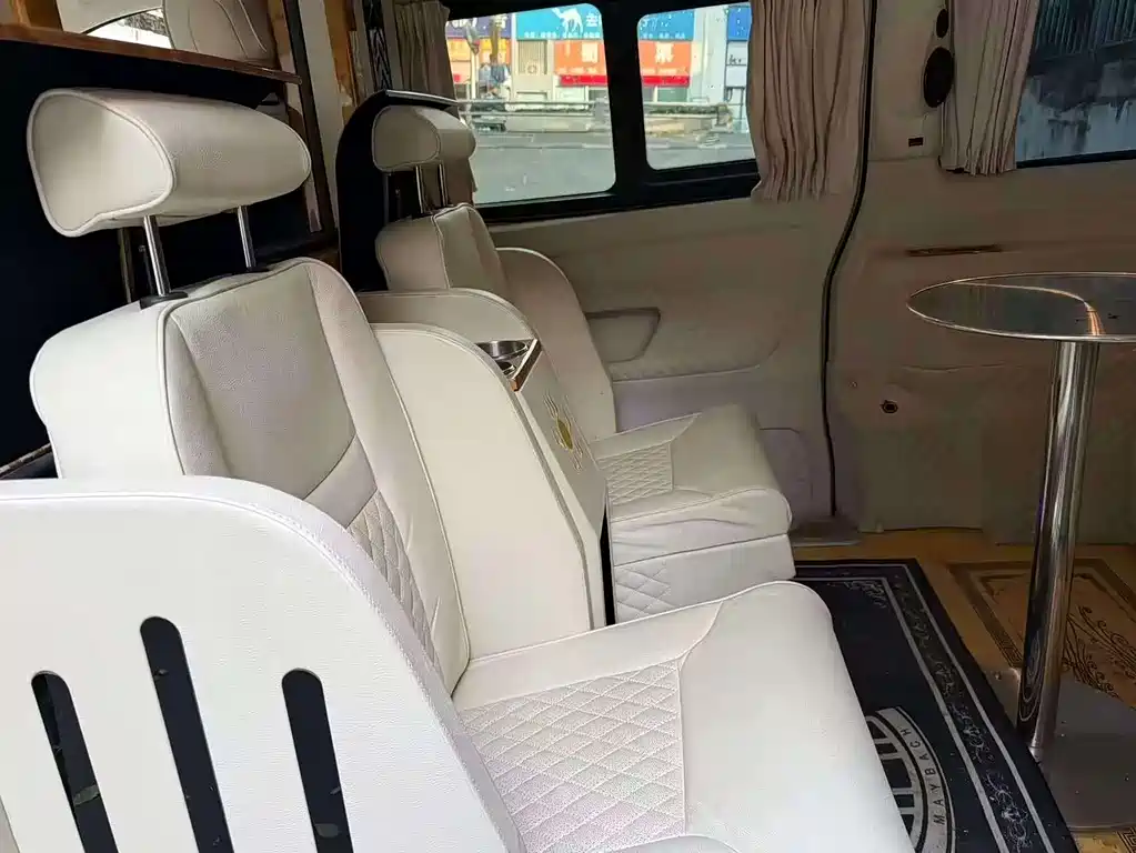 Mercedes-Benz Vito 2019 — фото 11