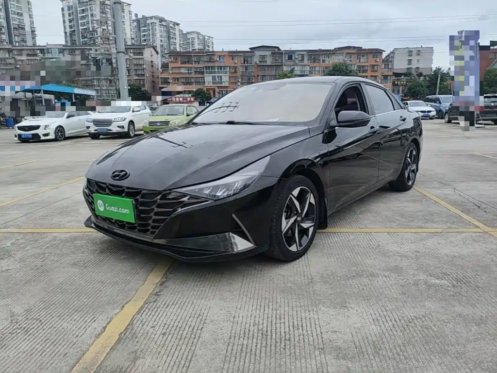 Hyundai Elantra 2021