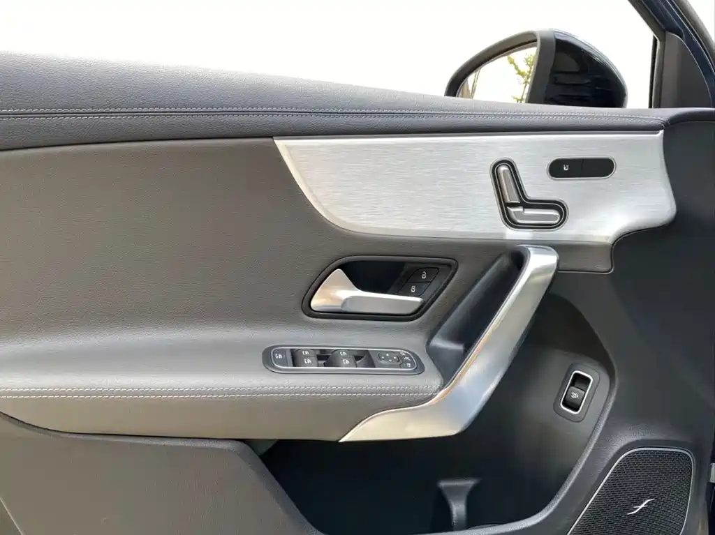 Mercedes-Benz A-Class AMG 2020 — фото 15
