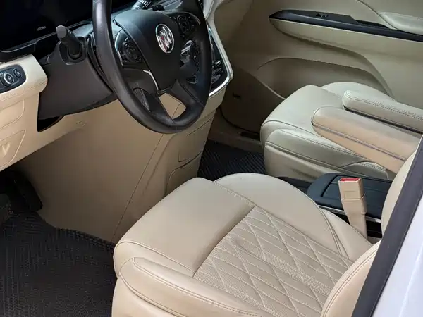 Buick GL8 2021