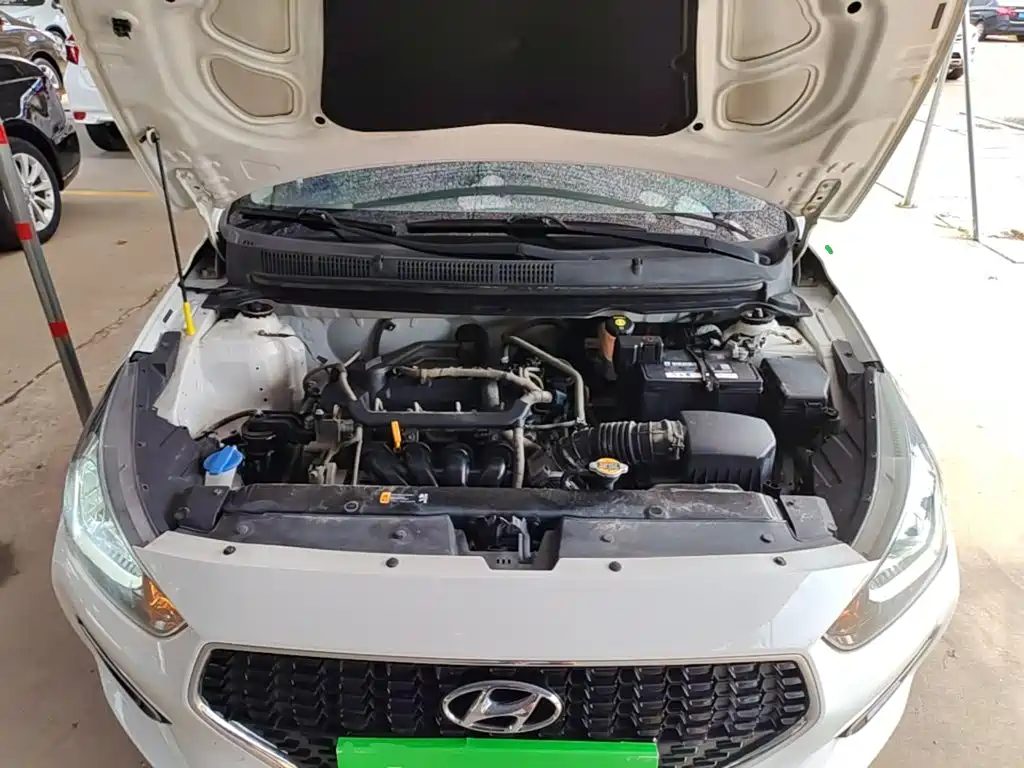 Hyundai Accent 2017 — фото 20