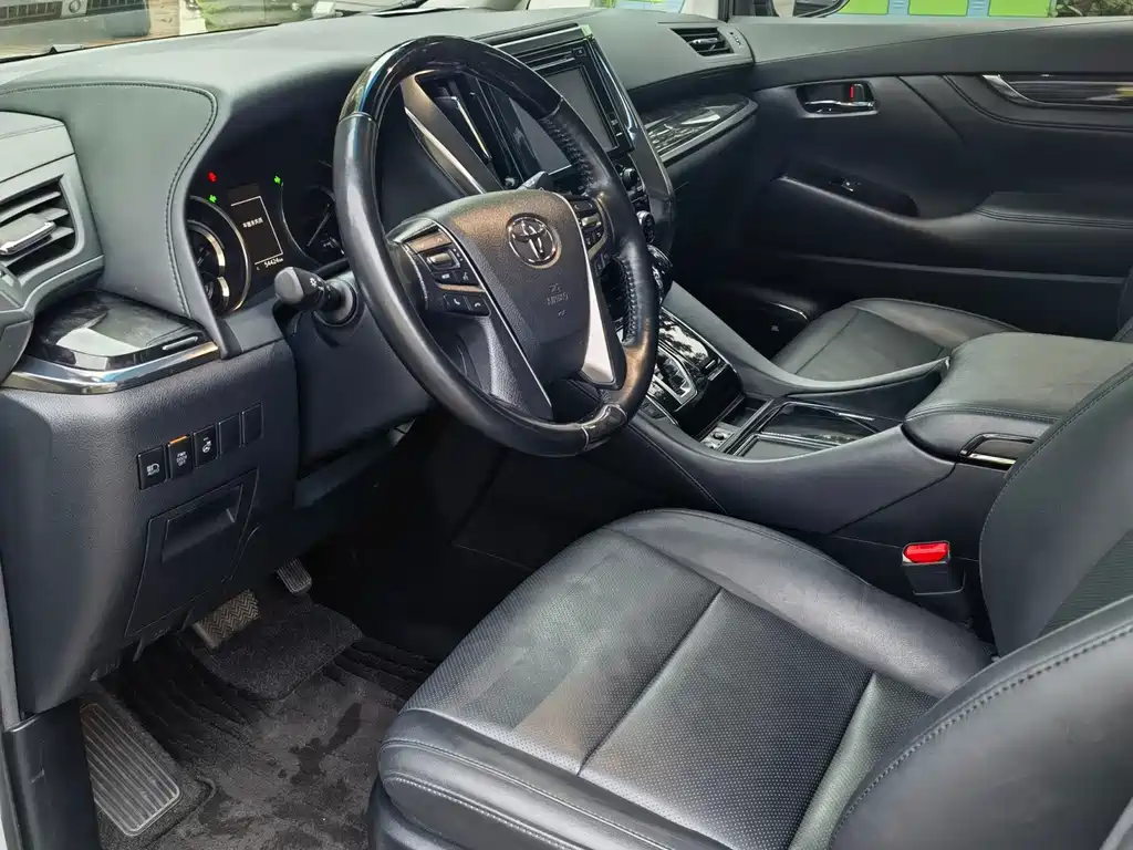 Toyota Vellfire 2019 — фото 8