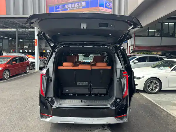 GAC Trumpchi M8 2025