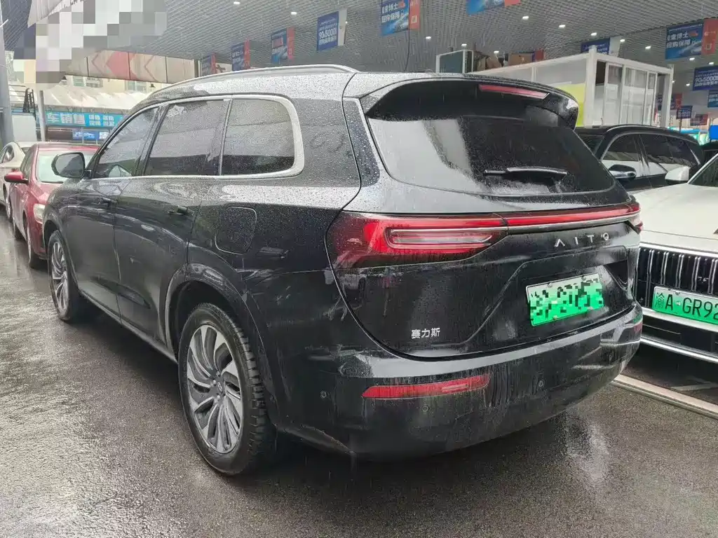 AITO M7 2025 — фото 9
