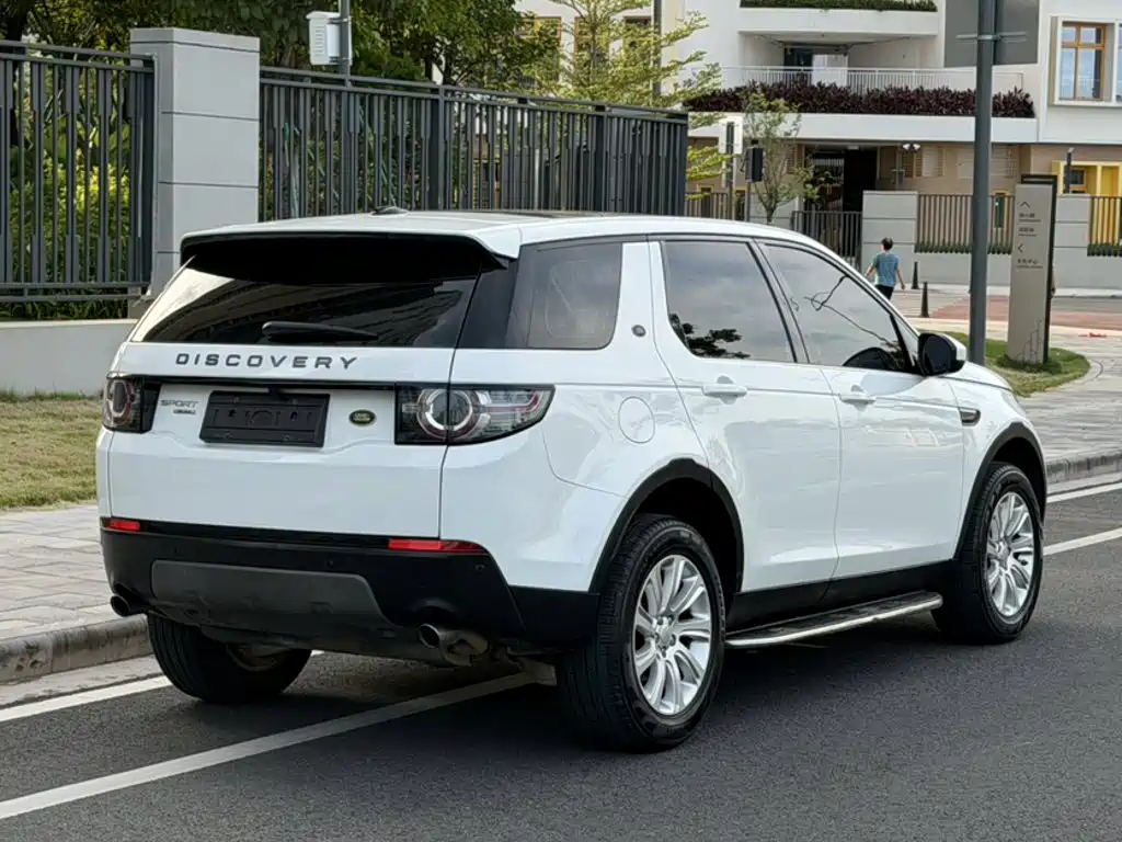 Land Rover Discovery Sport 2016 — фото 20