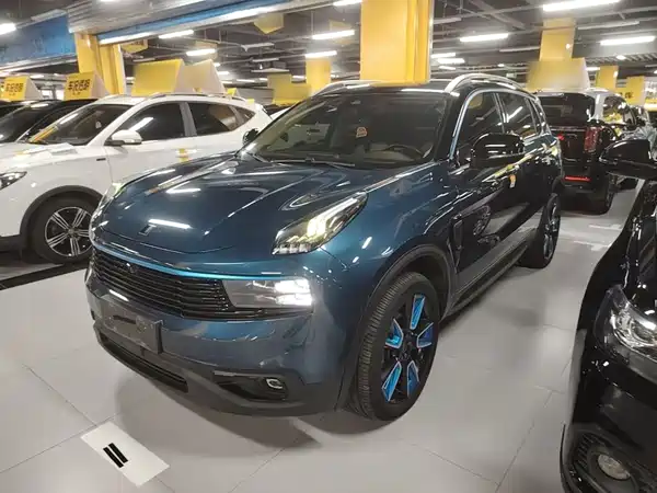 Lynk & Co 01 2019