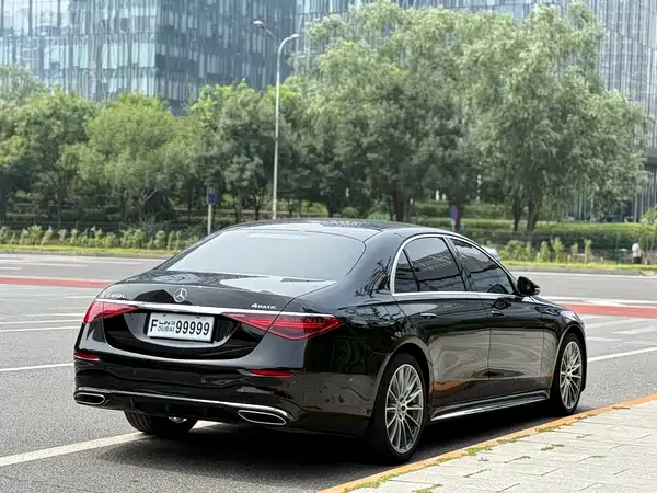 Mercedes-Benz S-Class 2021