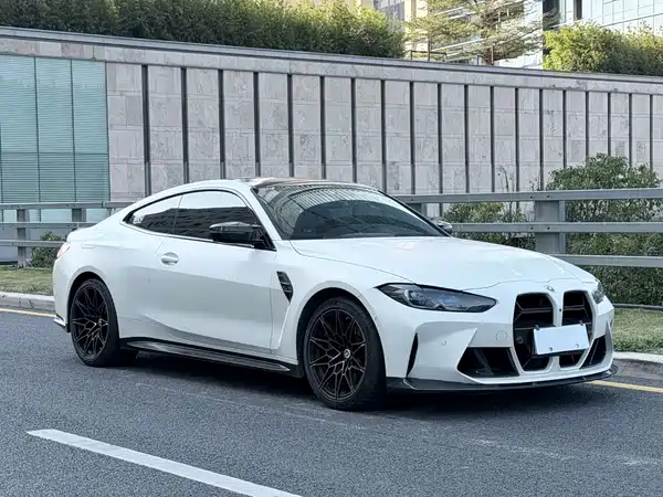 BMW M4 2022