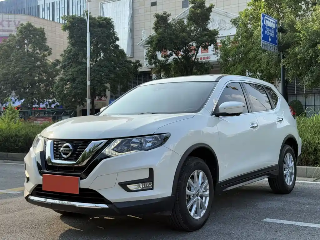 Nissan X-Trail 2019 — фото 1