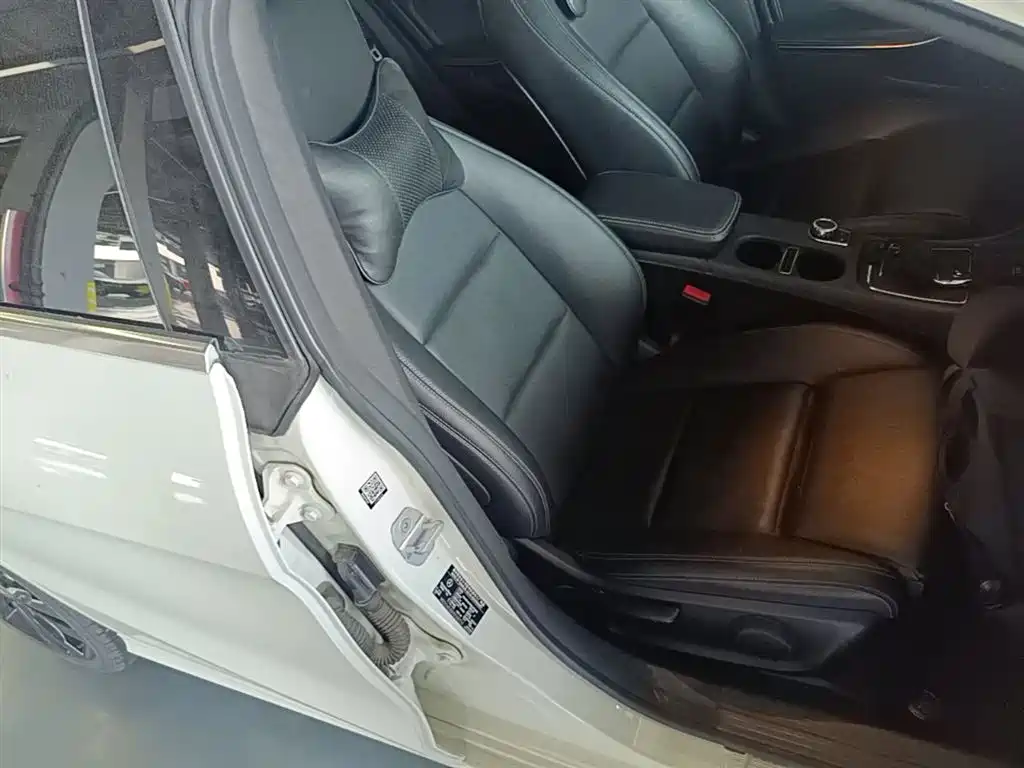 Mercedes-Benz CLA 2017 — фото 20