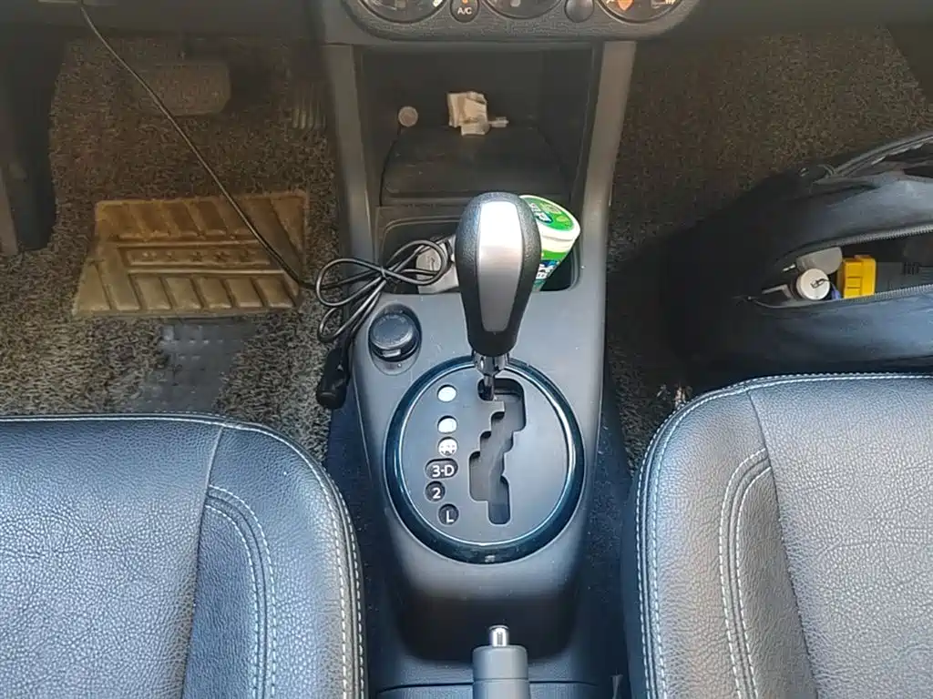 Suzuki Swift 2018 — фото 14