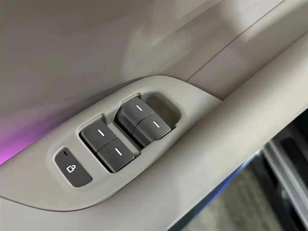 Xiaomi YU7 2025 — фото 19