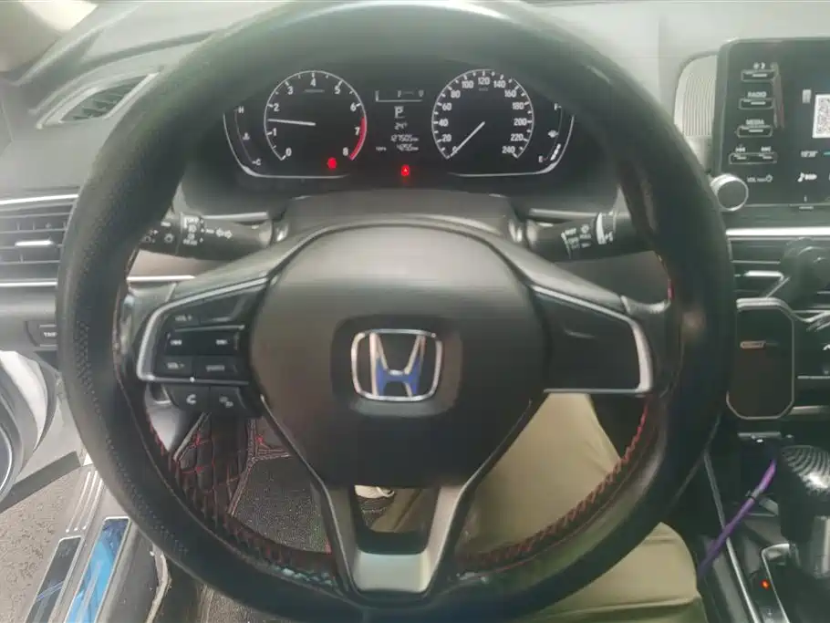 Honda Accord 2019 — фото 15