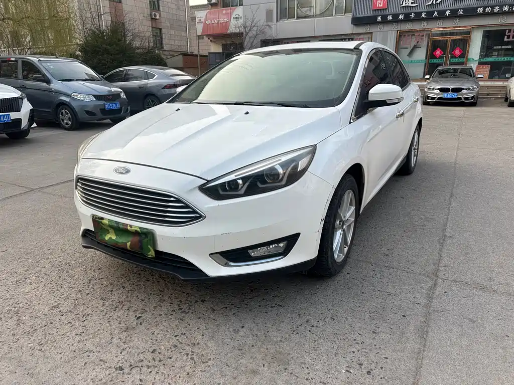 Ford Focus 2016 — фото 1