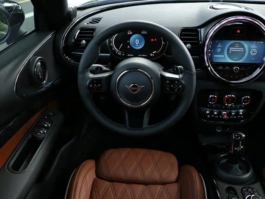 MINI Clubman 2021 — фото 26