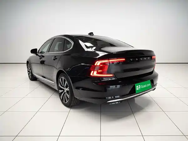 Volvo S90 2021