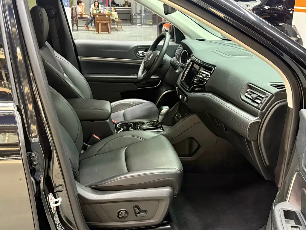 Jeep Grand Commander 2021 — фото 9