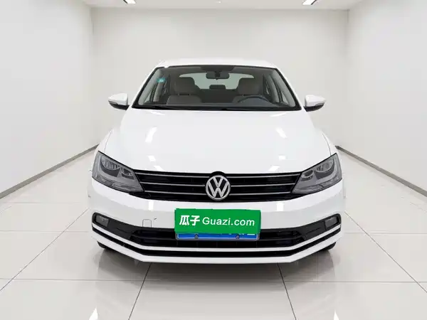 Volkswagen Sagitar 2017