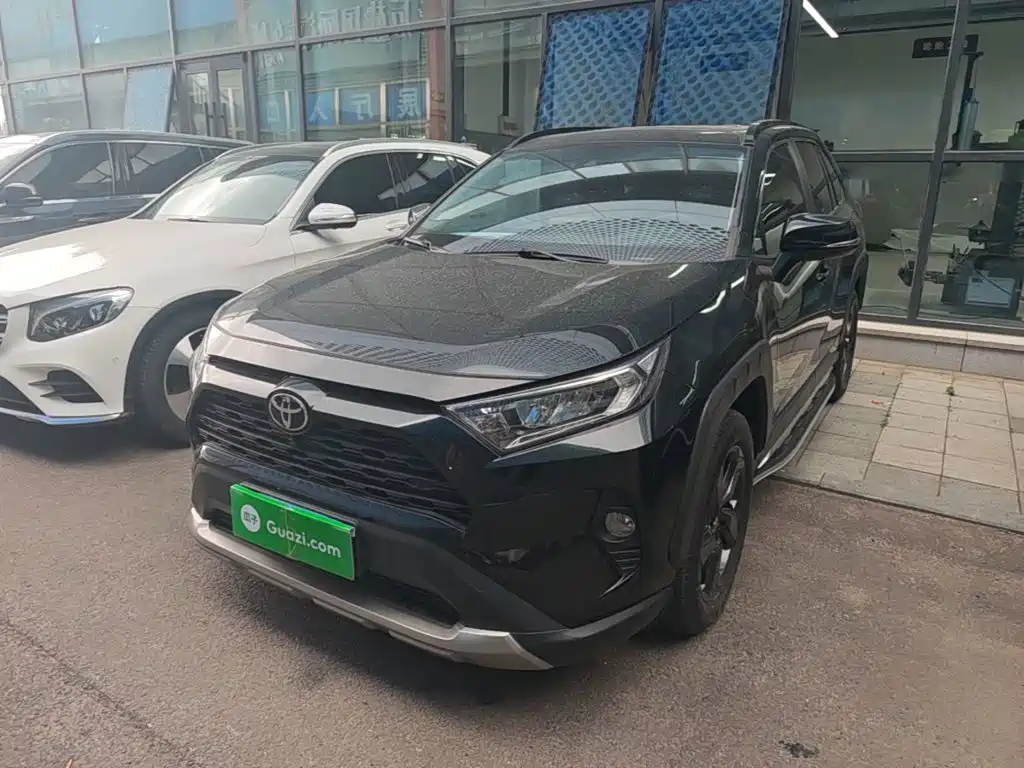 Toyota RAV4 2023