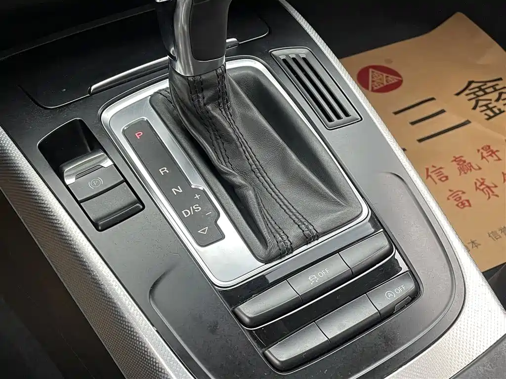 Audi A4 2013 — фото 21
