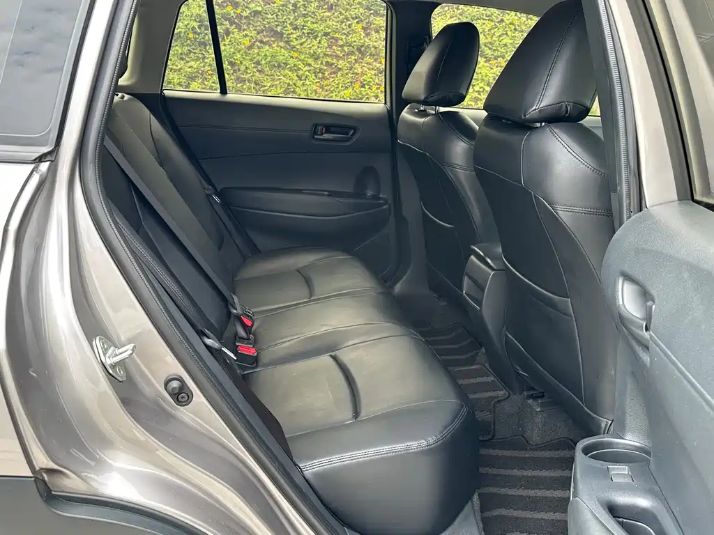 Toyota Corolla Cross 2024 — фото 10
