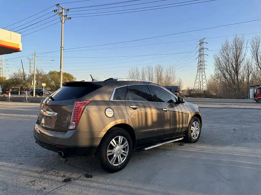 Cadillac SRX 2014 — фото 7