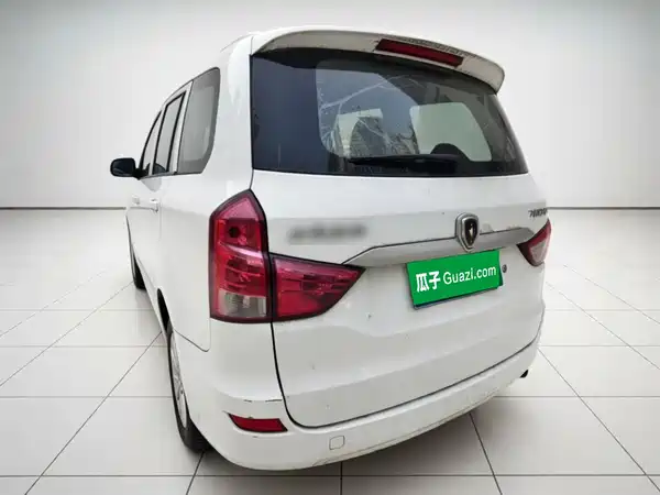 Jinbei Brilliance Jinbei 750 2016