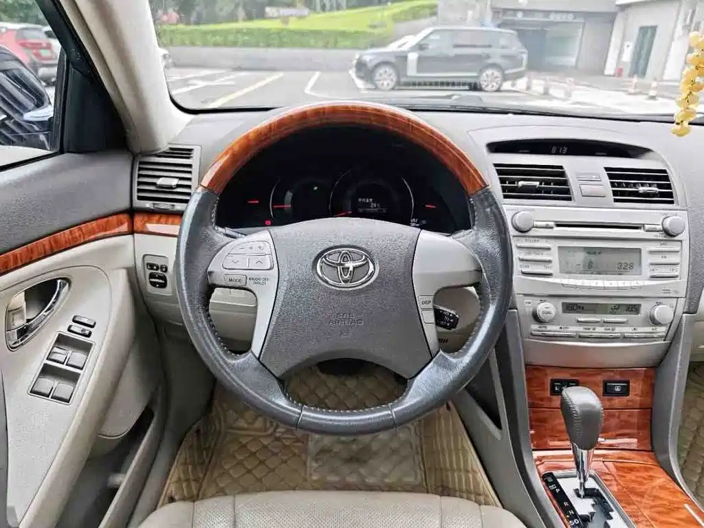 Toyota Camry 2007 — фото 16