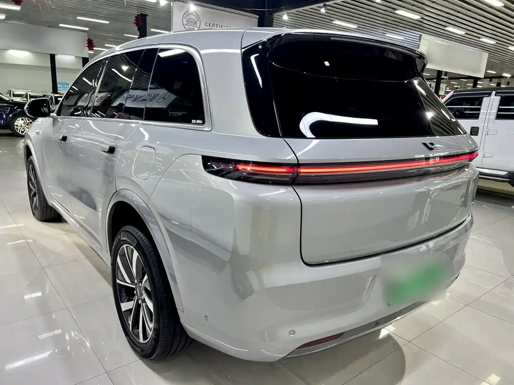 Li Auto Li L8 2023