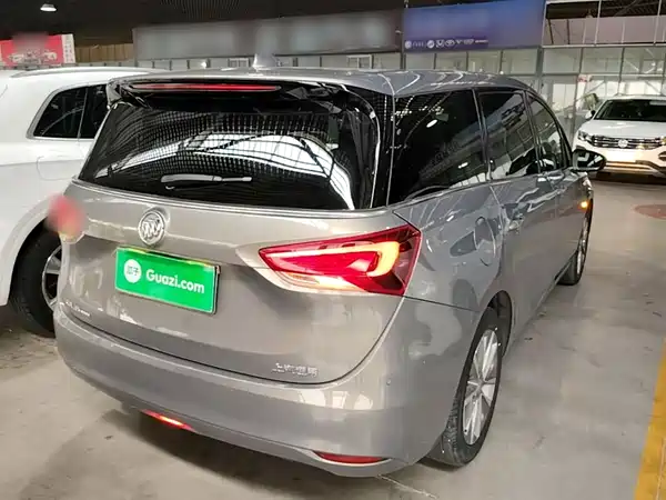 Buick GL6 2020